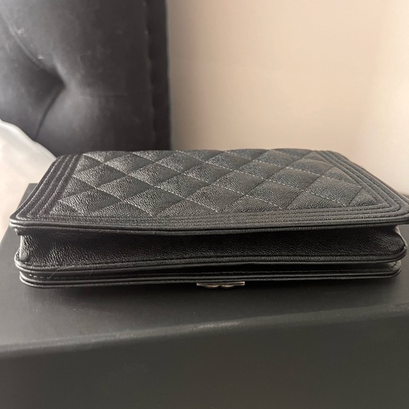 Mint Chanel boy on chain wallet in black with gunmetal chain - Picture 5 of 15